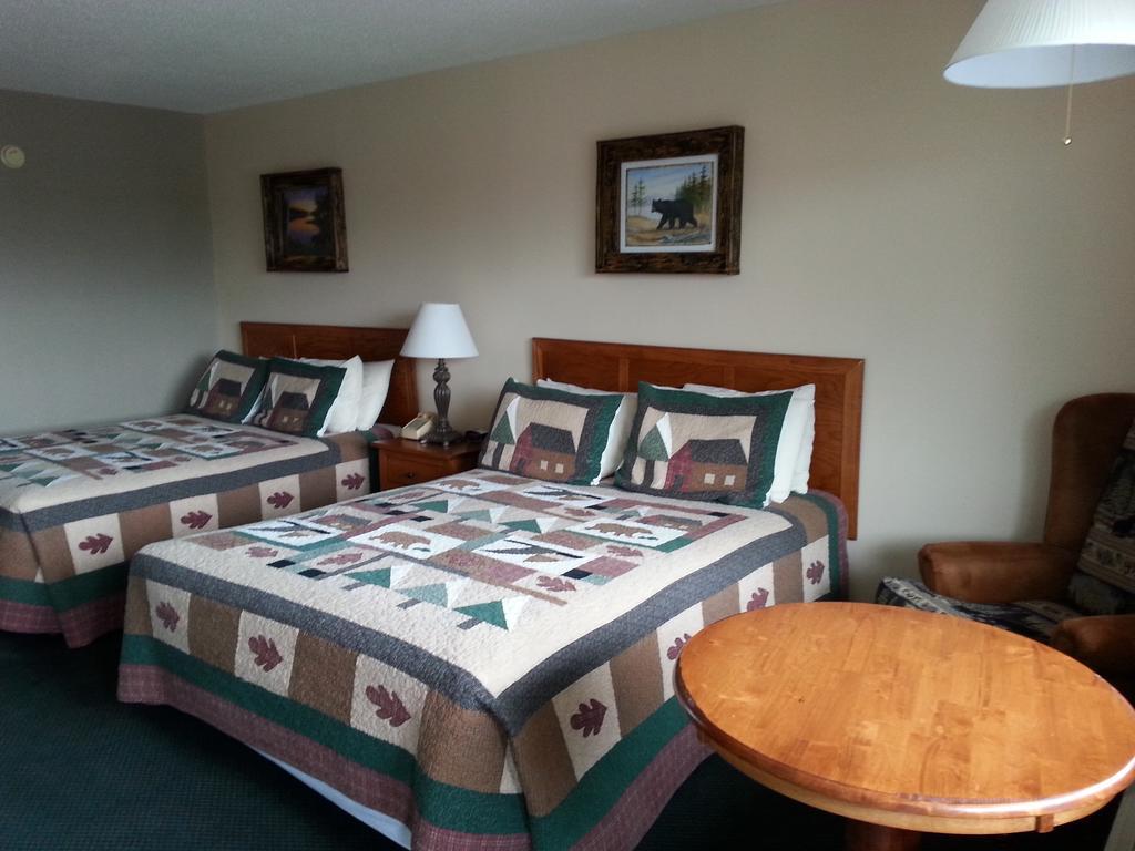 Mountain Breeze Motel Pigeon Forge Exterior photo