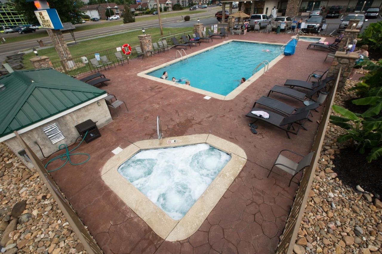 Mountain Breeze Motel Pigeon Forge Exterior photo
